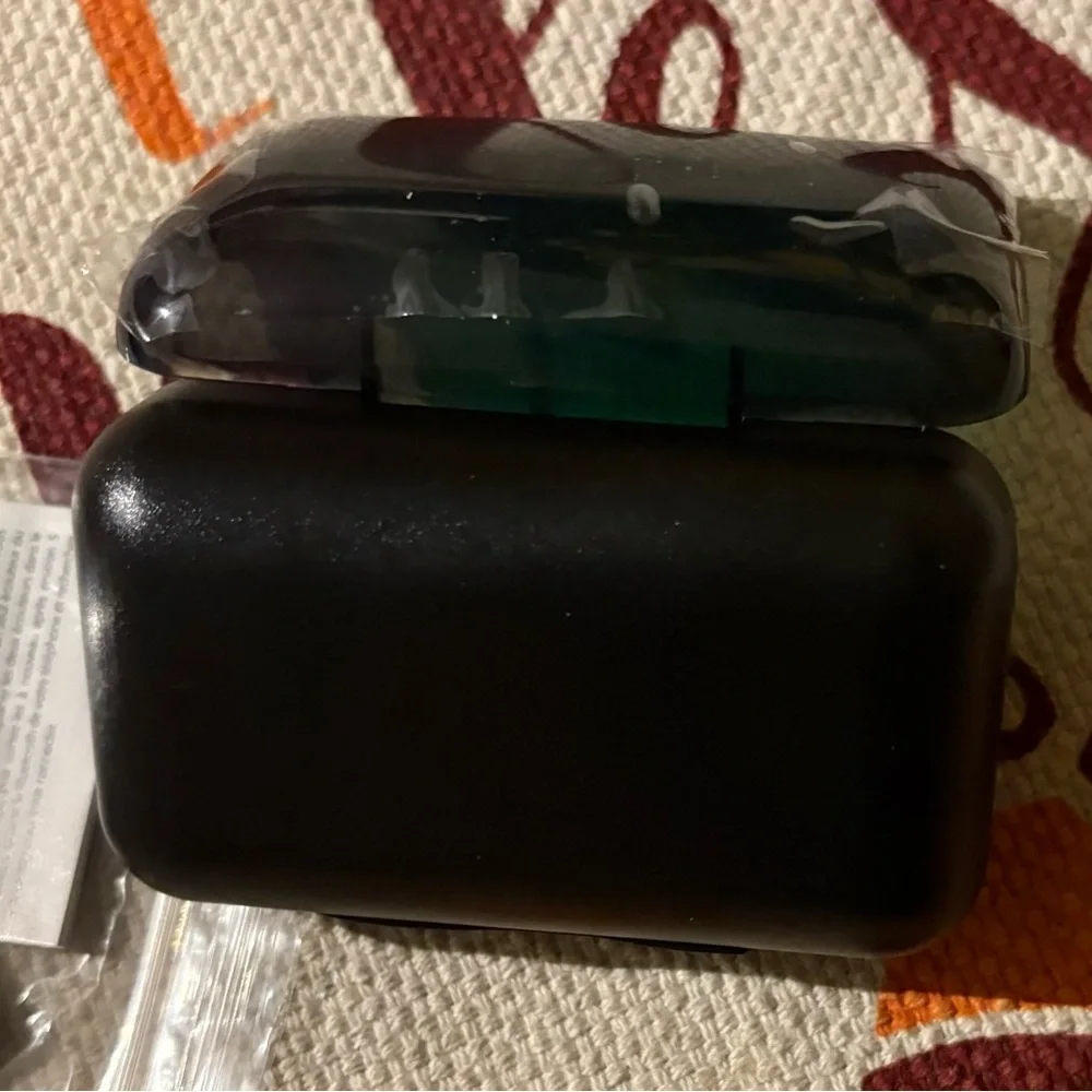 TWS F9 Black True Wireless Earbuds with Power Bank